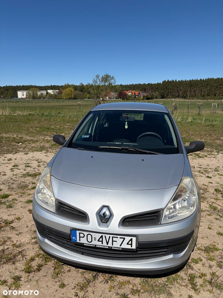Renault Clio - 13