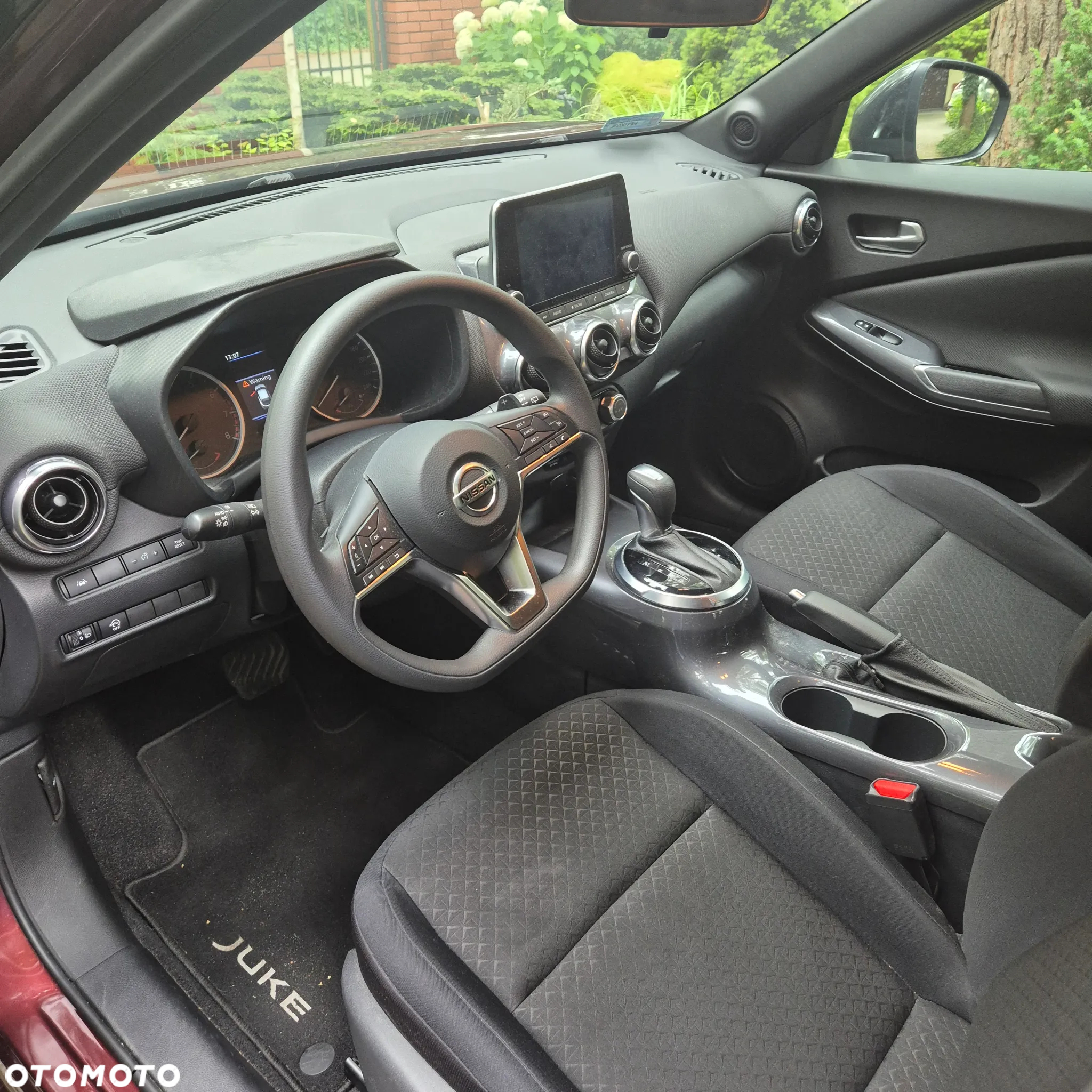 Nissan Juke 1.0 DIG-T N-Connecta DCT - 3