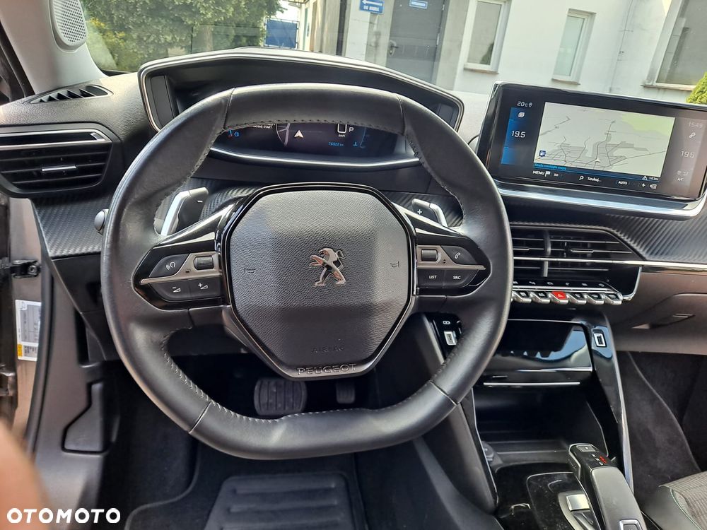Peugeot 2008 PureTech 130 EAT8 Allure - 9