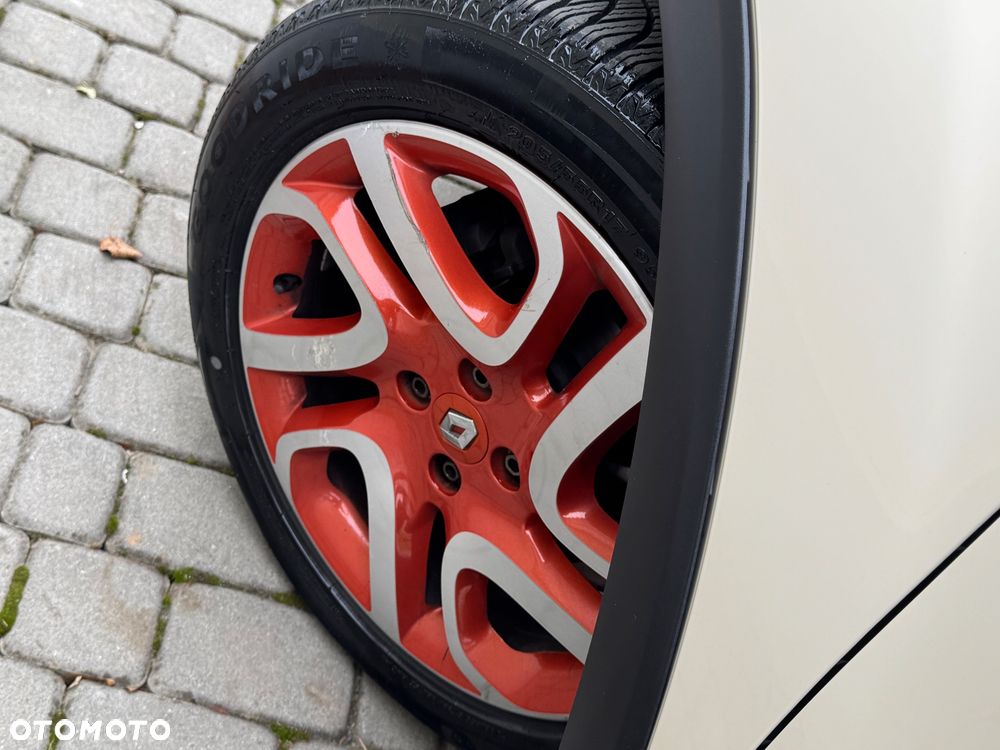 Renault Captur - 13