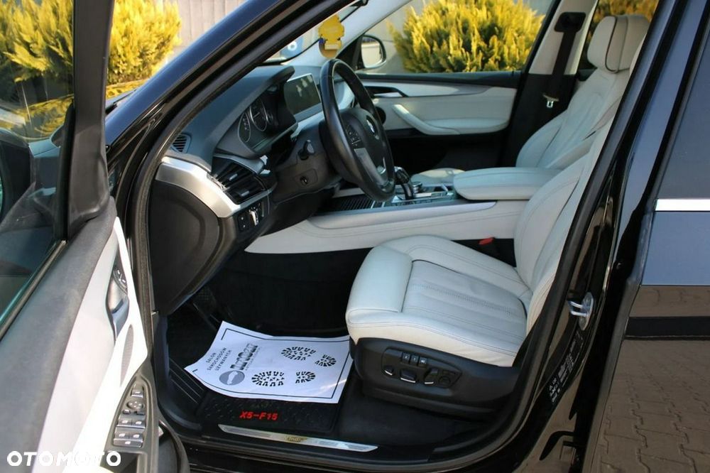 BMW X5 xDrive30d - 19
