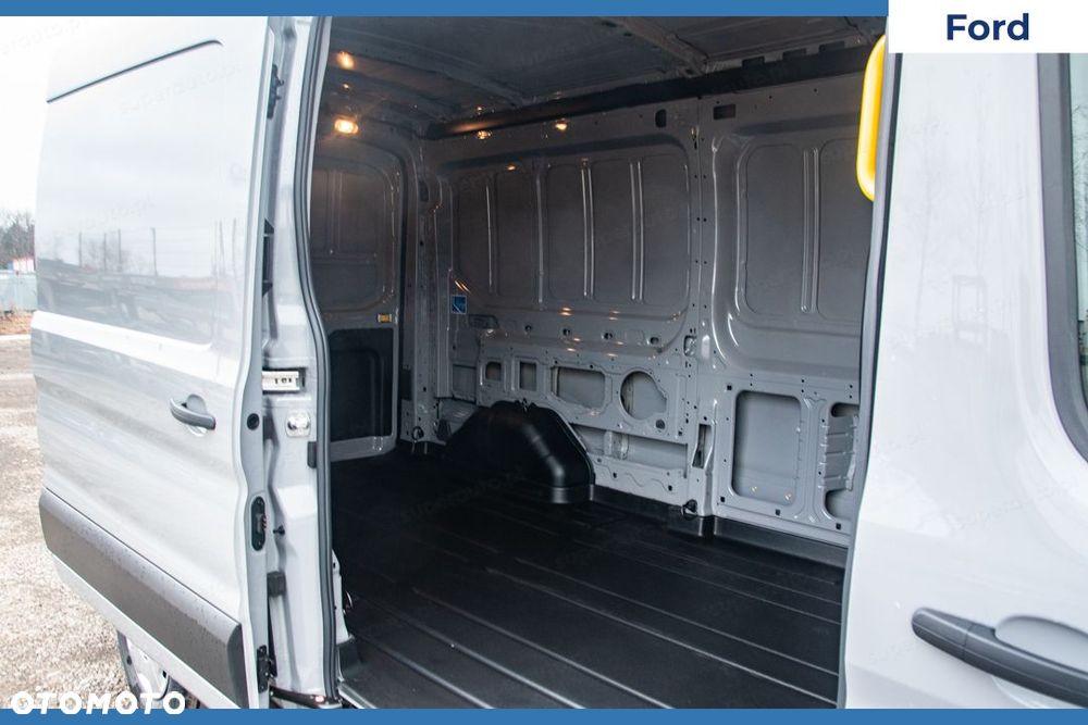 Ford Transit 350 L3H2 Trend A8 2.0 130KM - 16