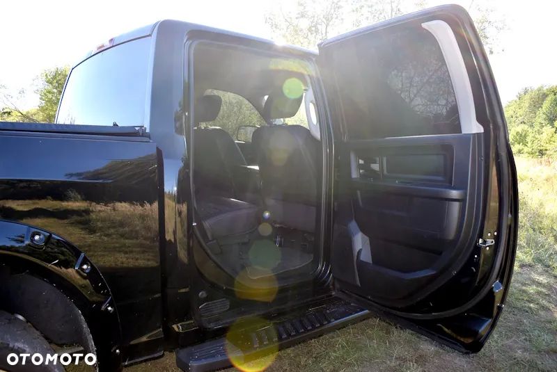 RAM 1500 - 21