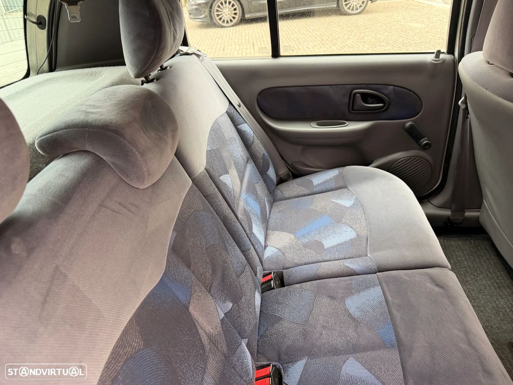 Renault Clio 1.2 16V Extreme - 21
