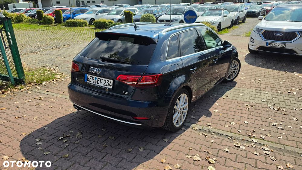 Audi A3 Sportback - 16