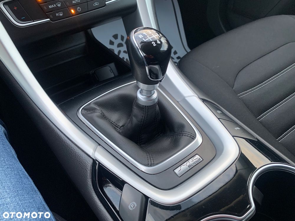 Ford Mondeo 1.6 TDCi Trend - 26