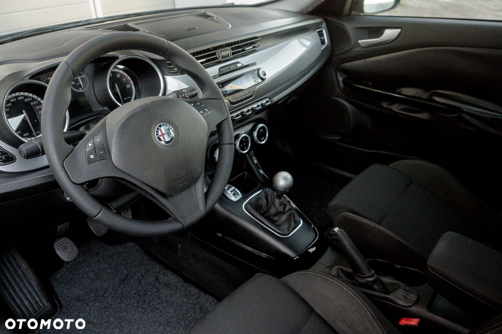 Alfa Romeo Giulietta 1.4 TB 16V Turismo - 23
