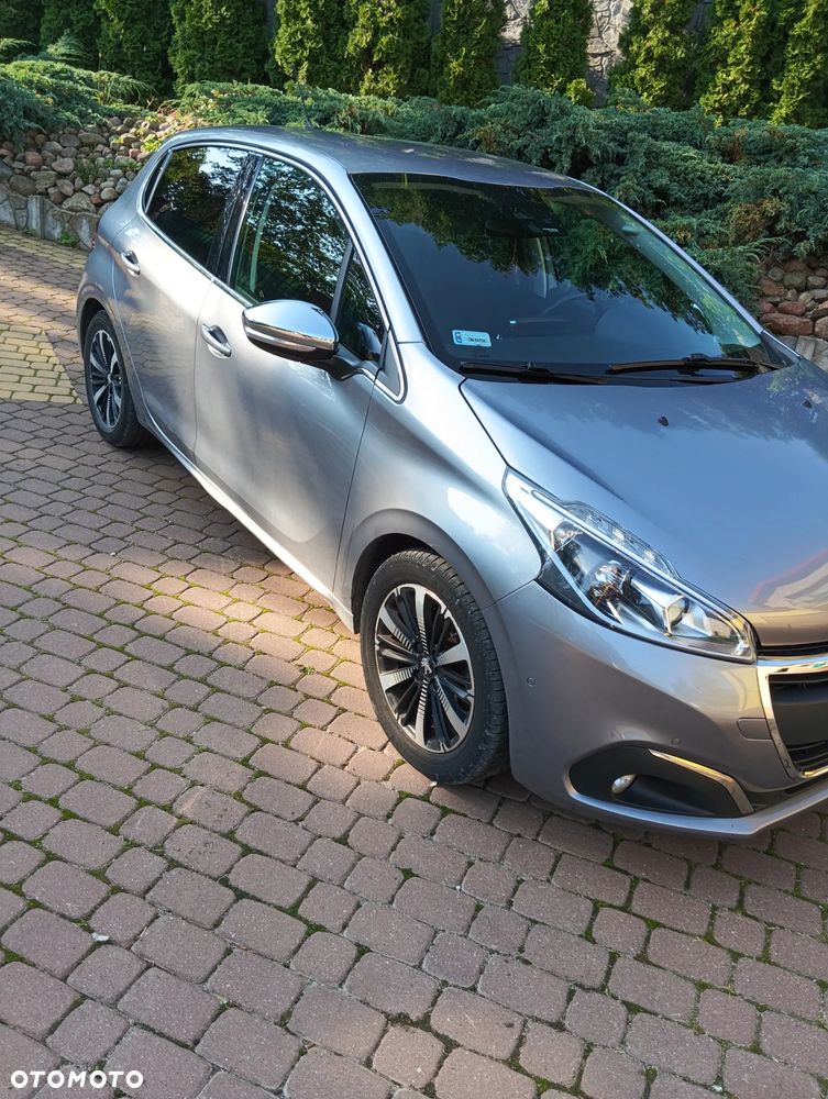 Peugeot 208 1.2 PureTech Allure - 7