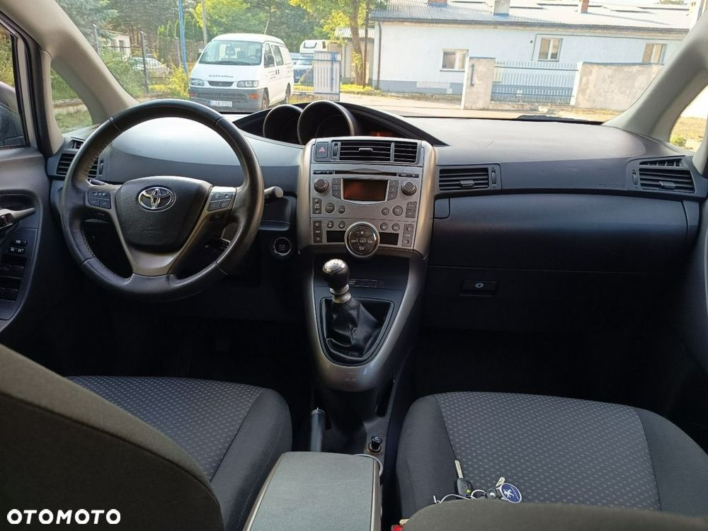 Toyota Verso - 13