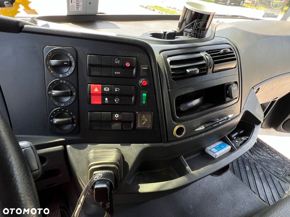 Mercedes-Benz Atego - 14