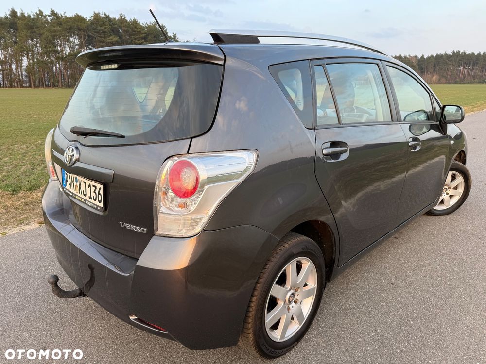 Toyota Verso 1.6 5-Sitzer Comfort - 4