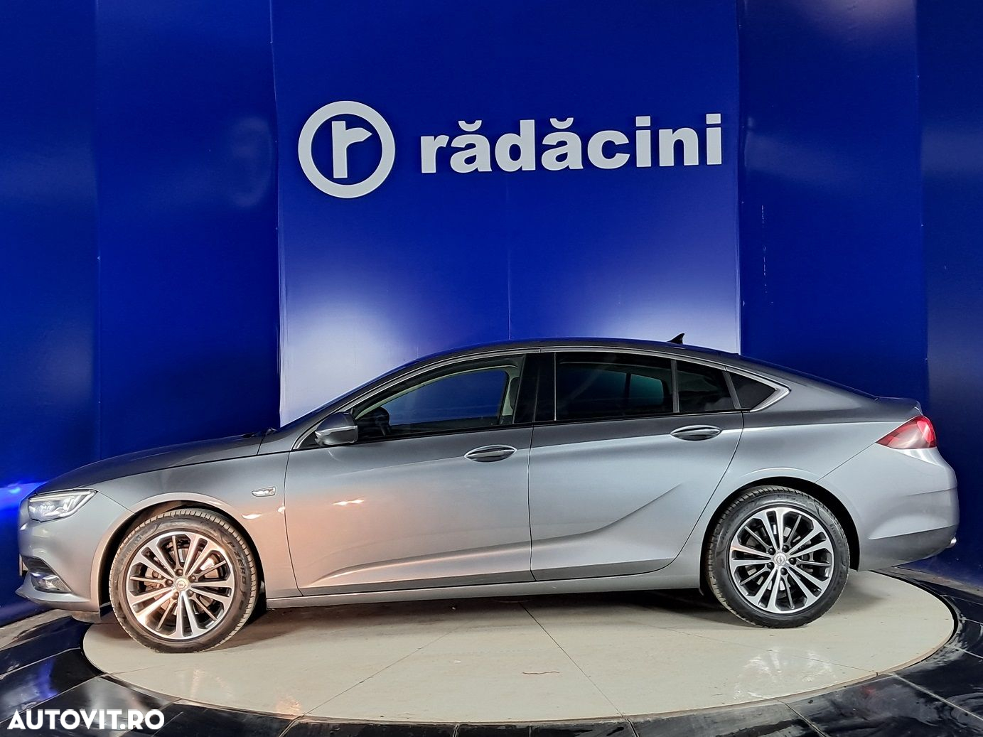 Opel Insignia - 2