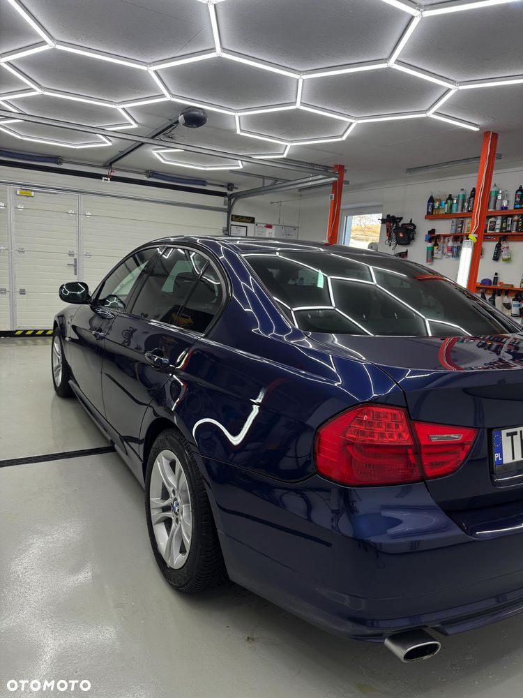 BMW Seria 3 320d - 5