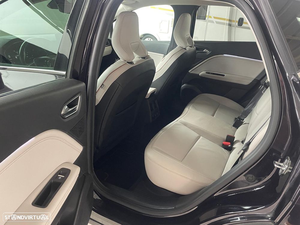 Renault Captur 1.6 E-Tech Plug-In Initiale Paris - 31