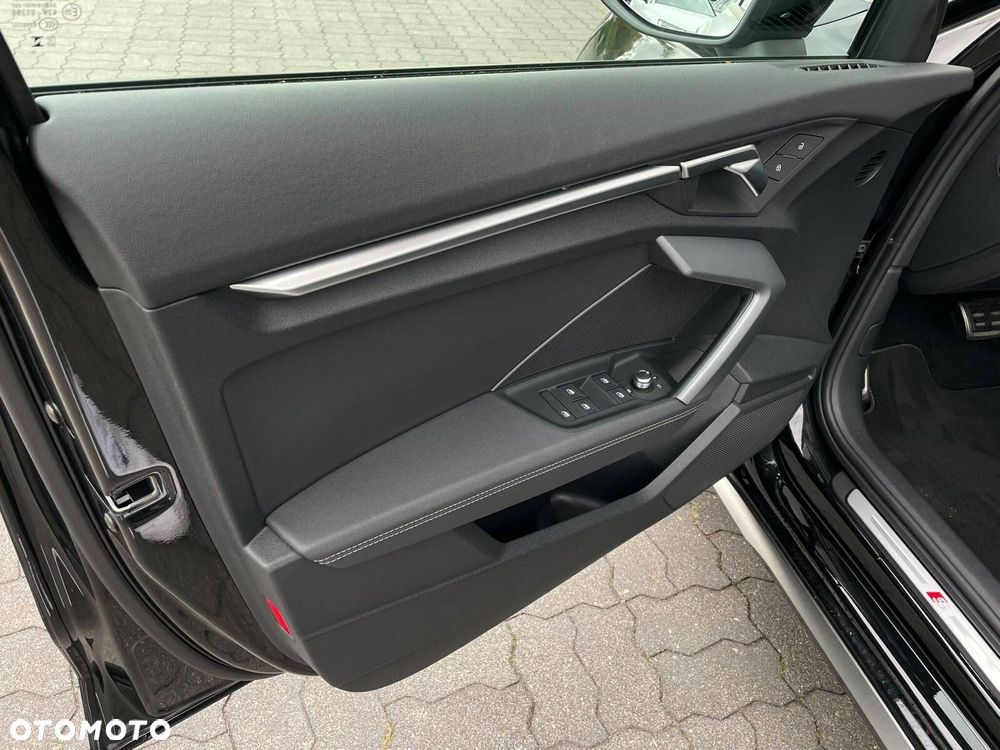 Audi A3 Sportback - 16