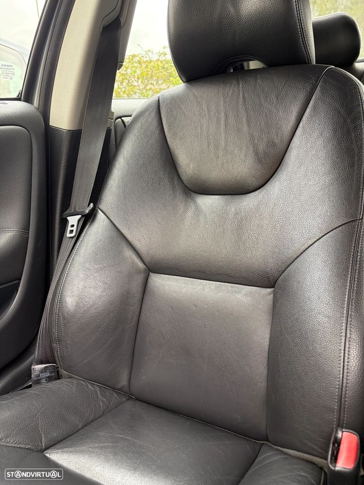 Volvo S60 2.4 D5 Nivel 2 - 10