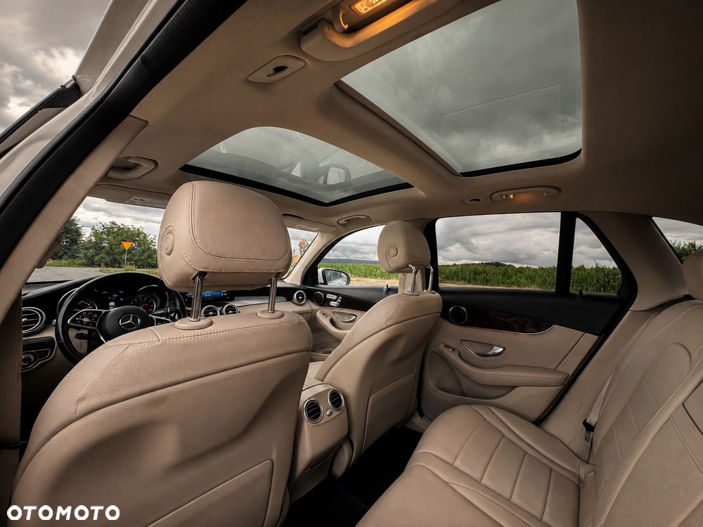 Mercedes-Benz GLC 300 4Matic 9G-TRONIC - 35