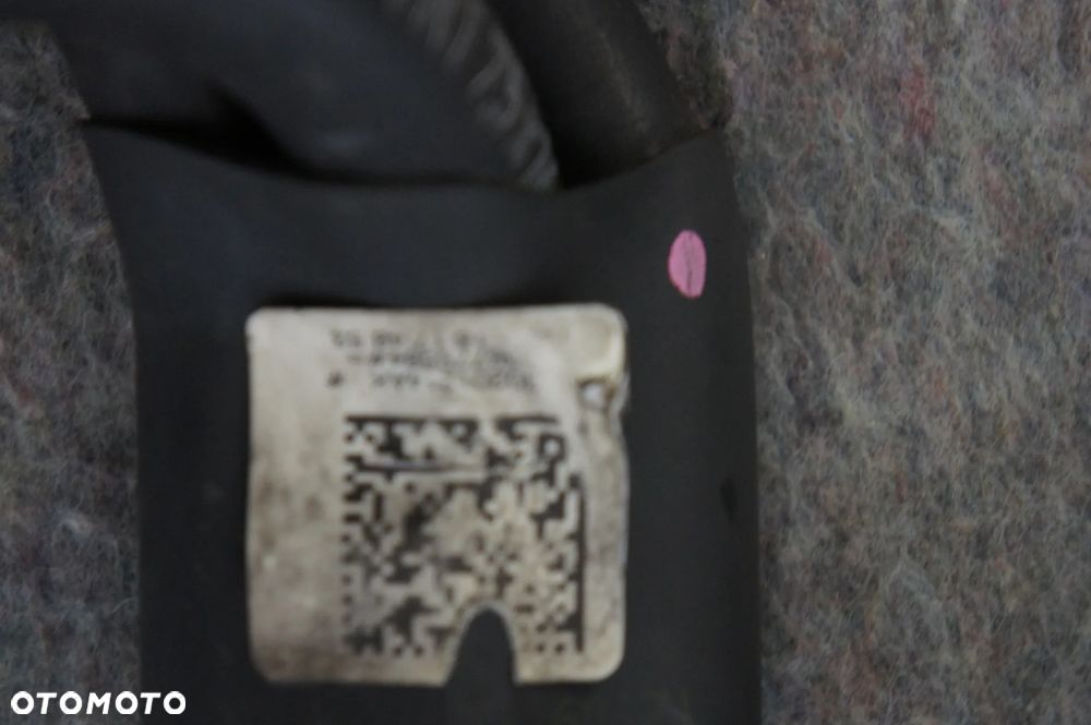 NR 381 Przewód, wąż paliwa Audi A6 4G03.0 4G0201214 - 4