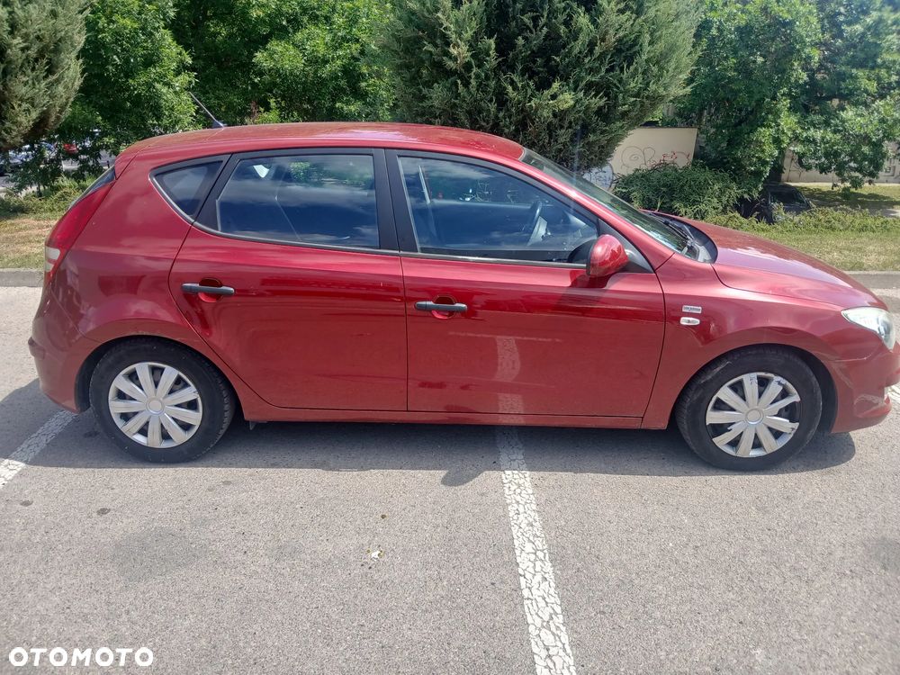 Hyundai i30 1.6 CRDi Base - 11