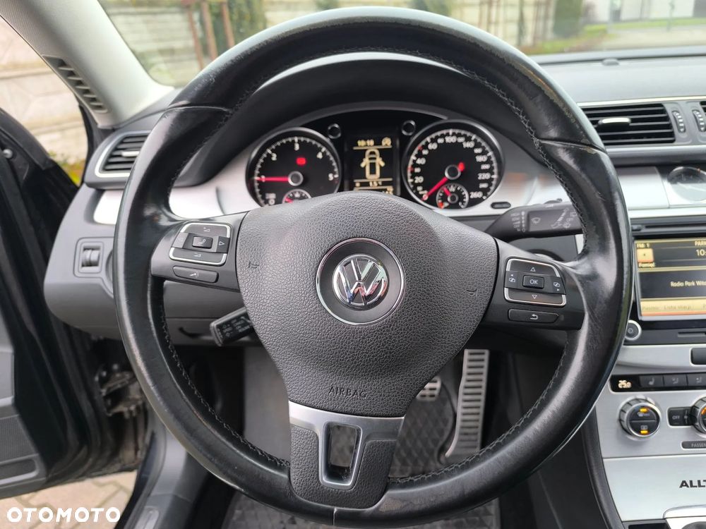 Volkswagen Passat Alltrack 2.0 TDI BlueMotion Technology - 17
