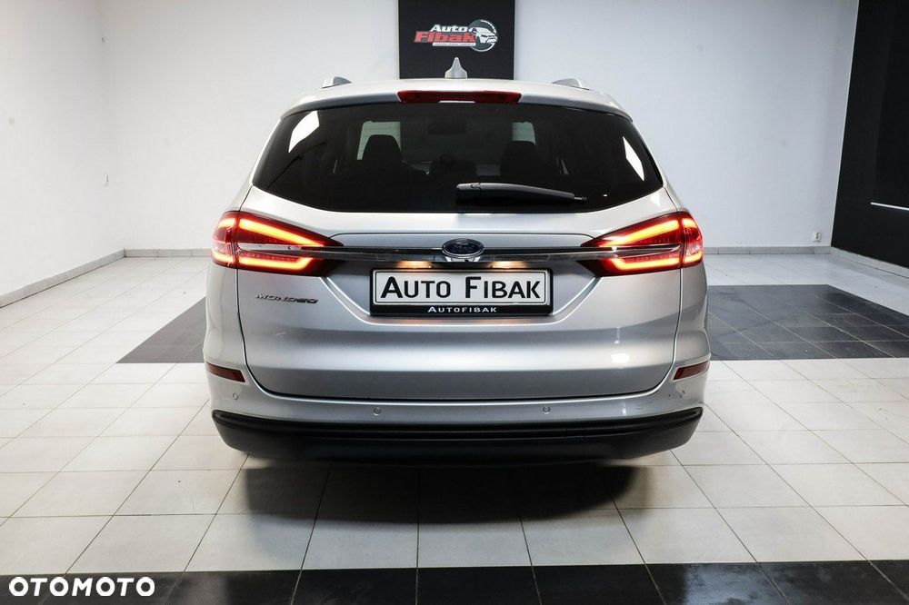 Ford Mondeo - 11