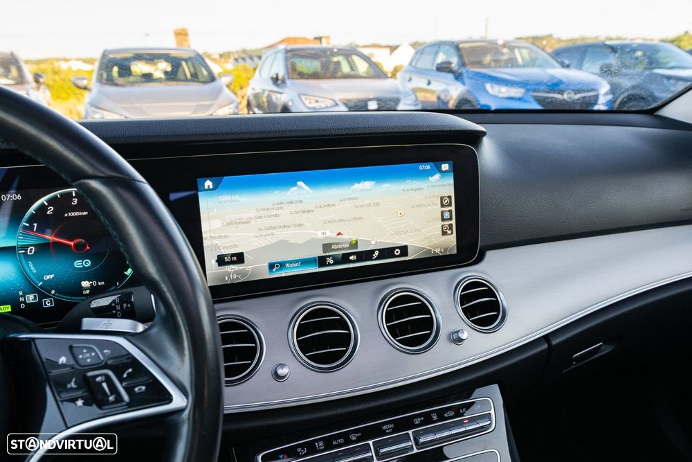 Mercedes-Benz E 300 de Avantgarde 4Matic - 21