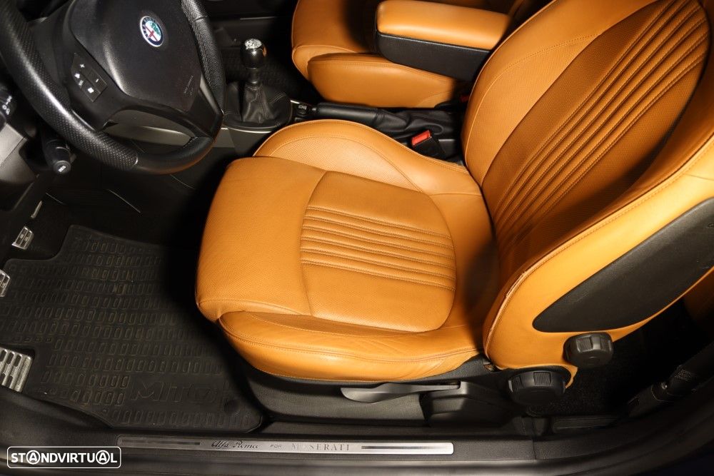 Alfa Romeo MiTo 1.4 T MultiAir Quadrifoglio Verde - 13