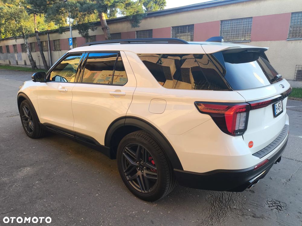 Ford Explorer - 8