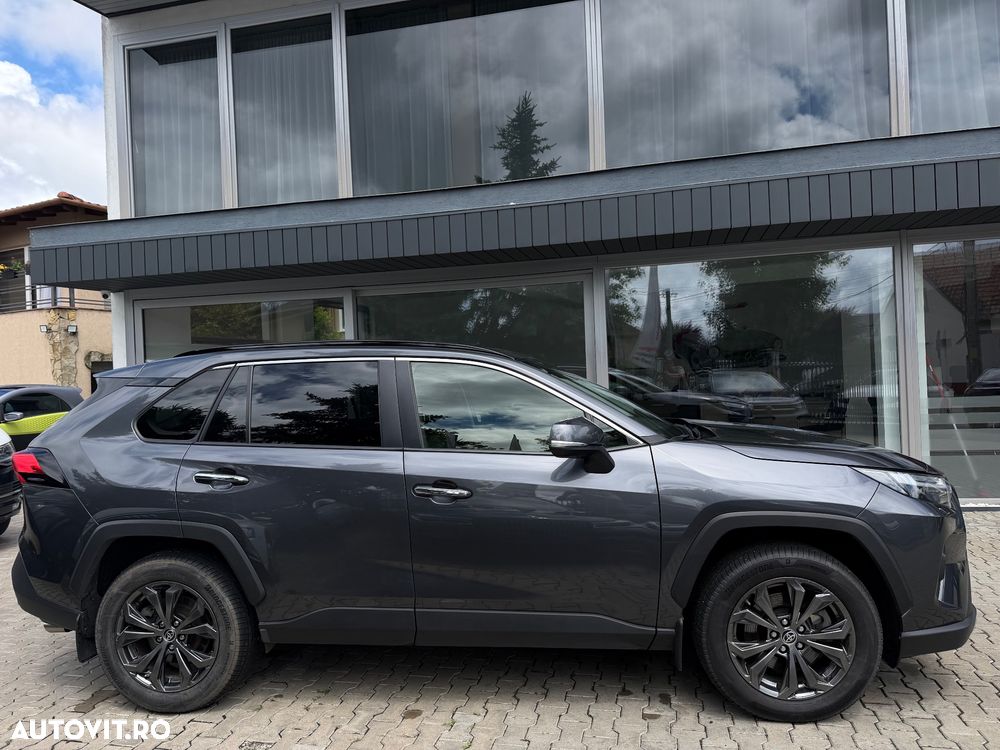 Toyota RAV4 - 3
