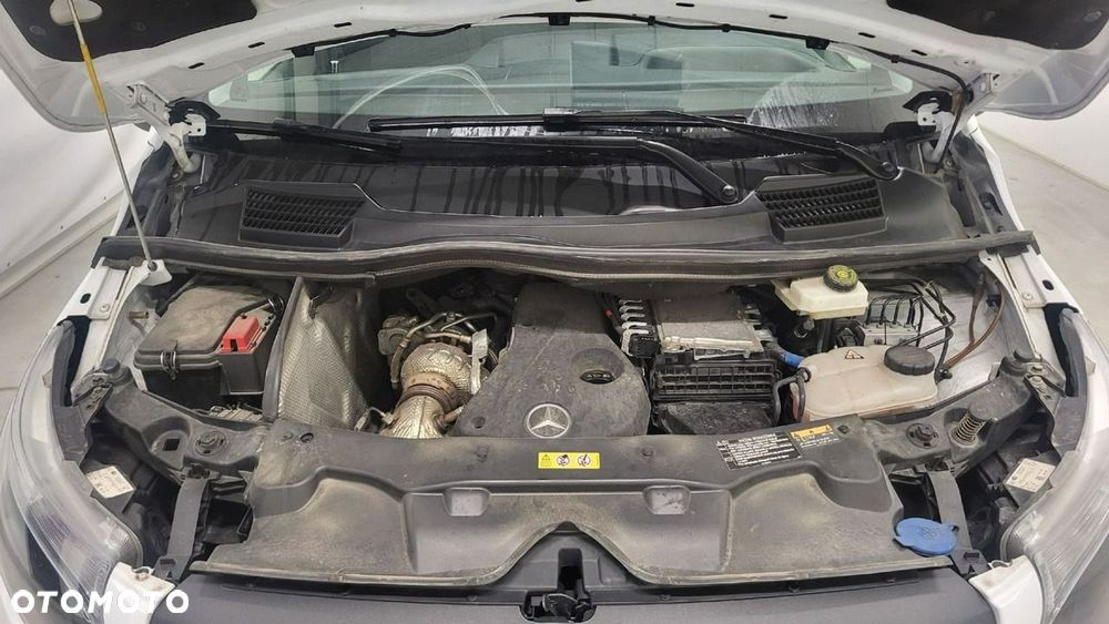 Mercedes-Benz Vito - 24