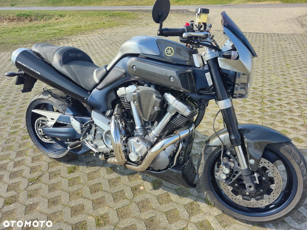 Yamaha MT - 4