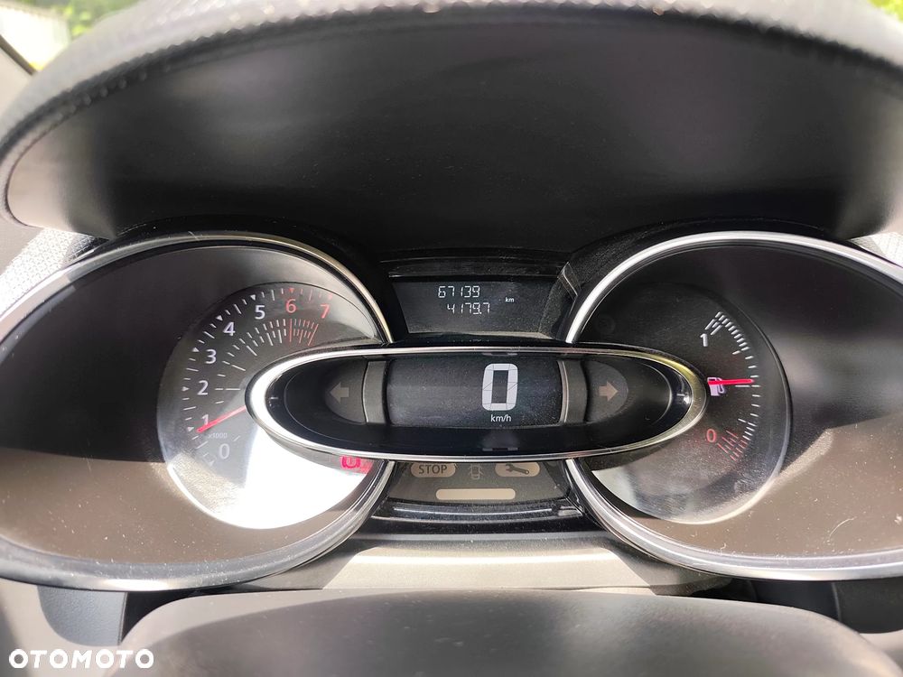 Renault Clio 0.9 Energy TCe Limited EU6 - 12
