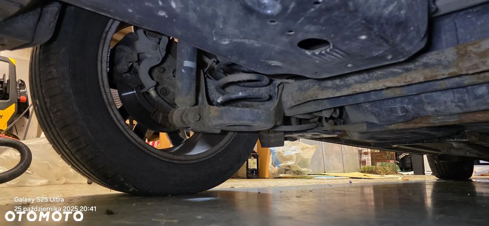 Toyota Auris 1.6 VVT-i Sol MM - 15