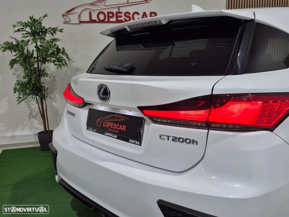 Lexus CT 200h F Sport+ - 11