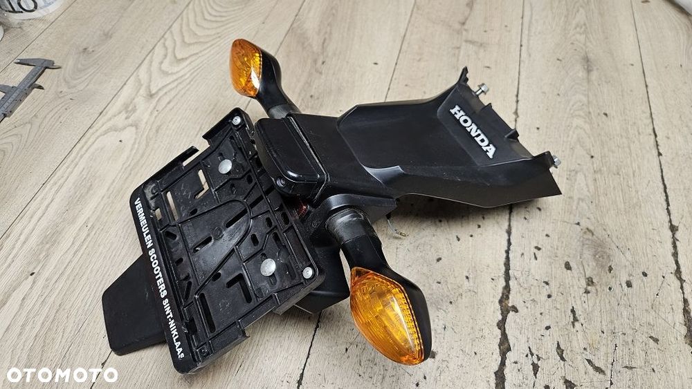 Uchwyt tablicy kierunkowskazy Honda Grom 125 - 10