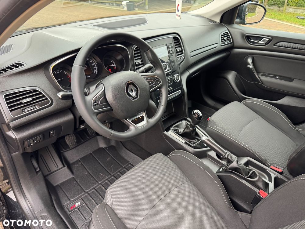 Renault Megane 1.6 SCe Life - 31