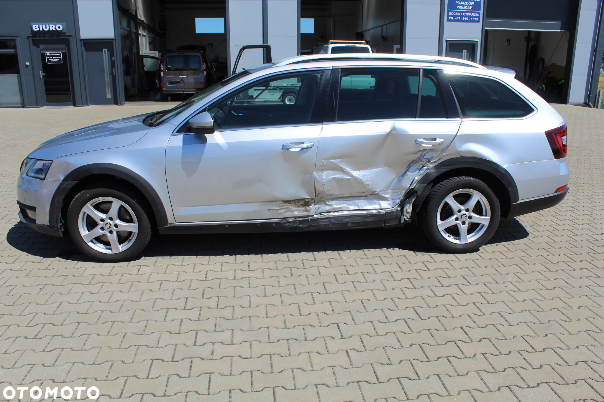 Skoda Octavia 2.0 TSI 4x4 Scout DSG - 5