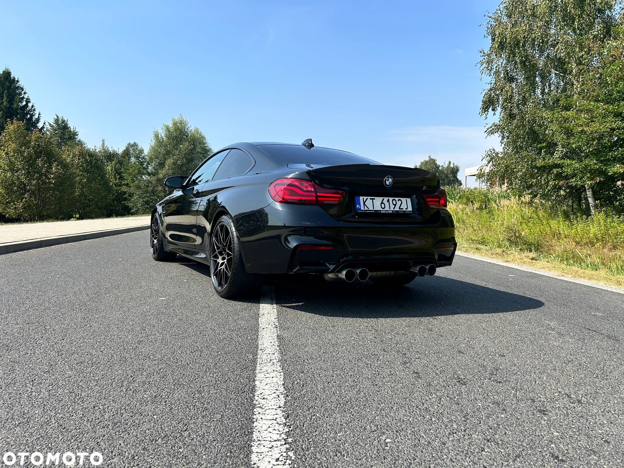 BMW M4 Coupe DKG Competition - 11