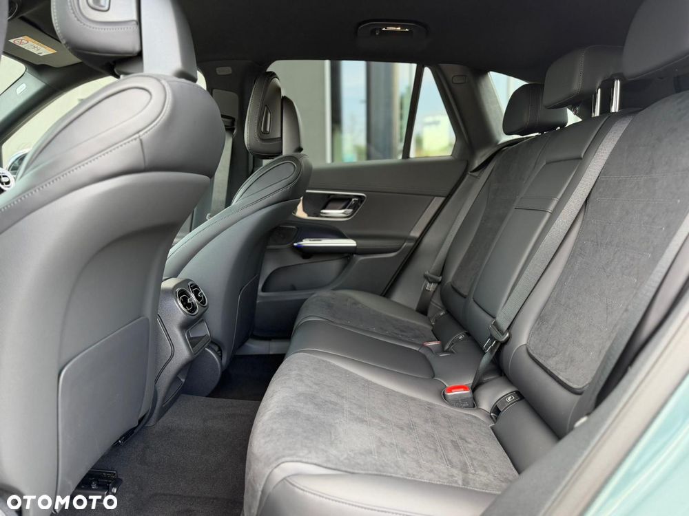 Mercedes-Benz GLC 200 mHEV 4-Matic AMG Line - 16