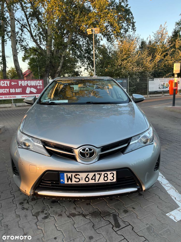 Toyota Auris - 3