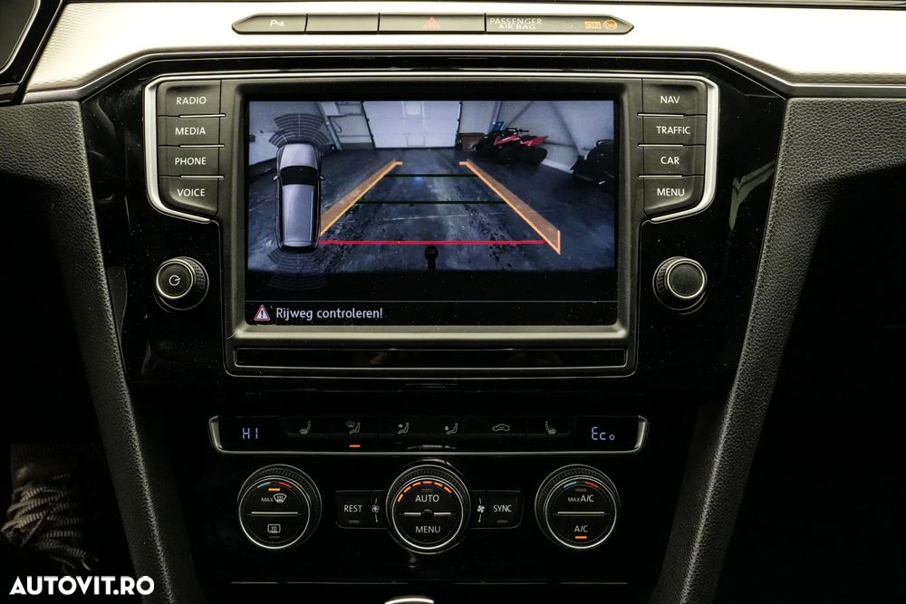 Volkswagen Passat 1.4 TSI Plug-In-Hybrid DSG GTE - 22