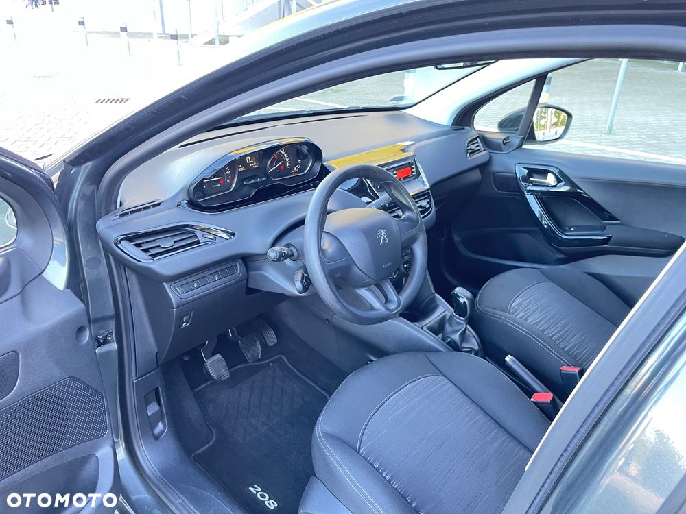 Peugeot 208 1.2 PureTech Active - 8