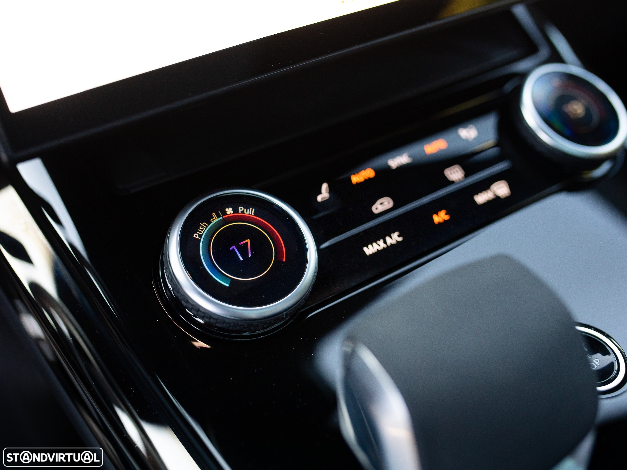 Land Rover Range Rover Sport D300 Dynamic SE - 40