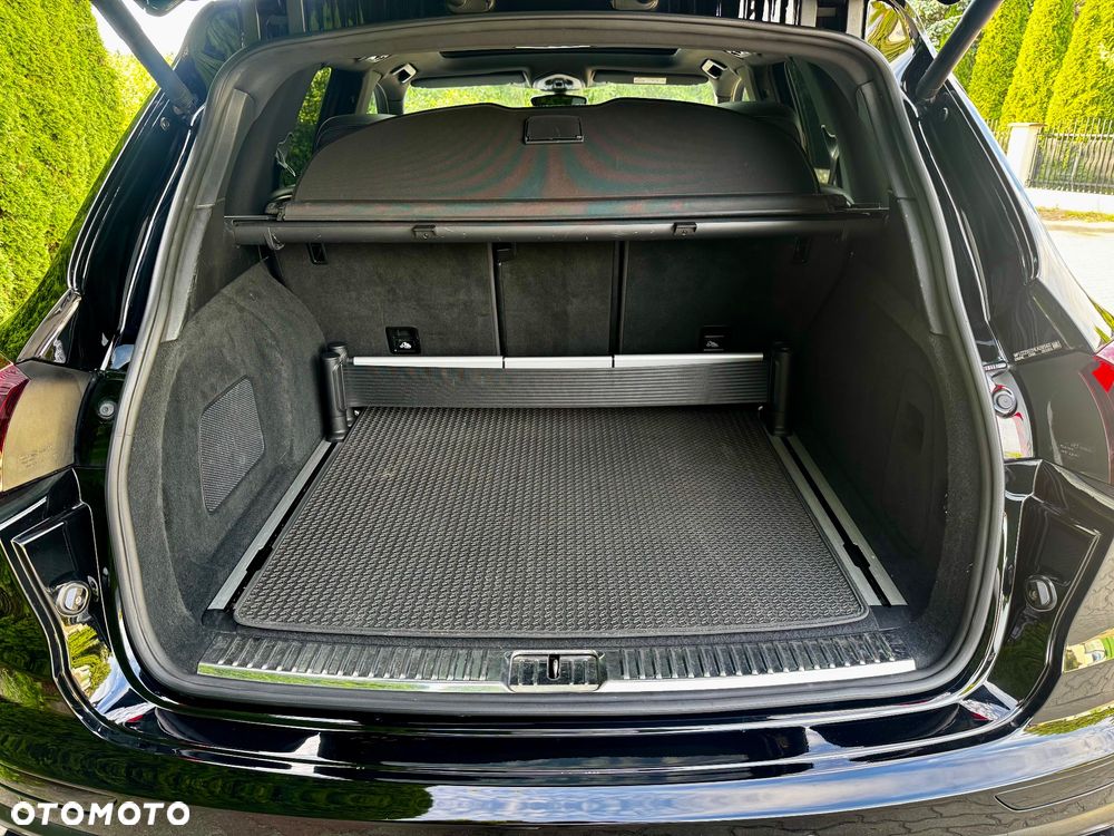 Porsche Cayenne Platinum Edition - 13