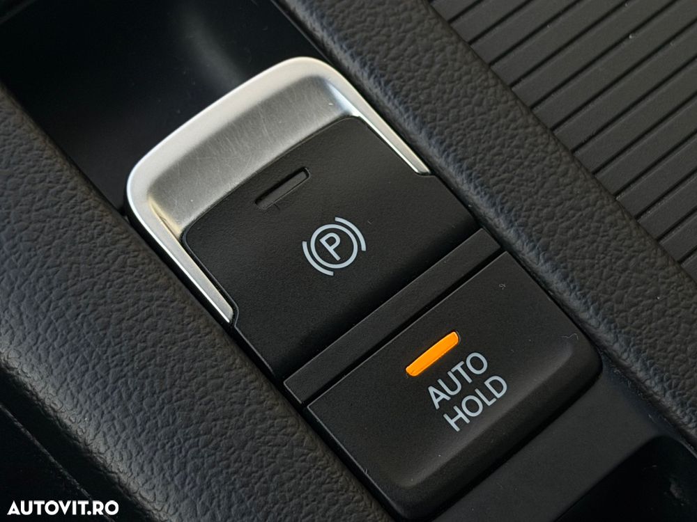 Volkswagen Passat 2.0 TDI SCR DSG Highline - 35