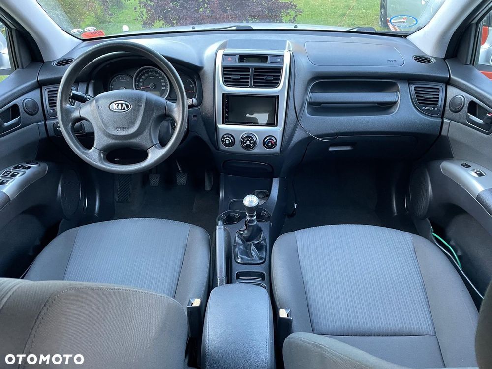 Kia Sportage 2.0 d Freedom 2WD - 16