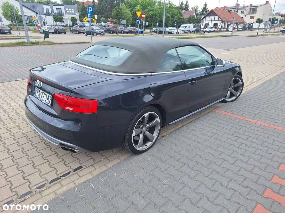 Audi S5 Cabrio - 6