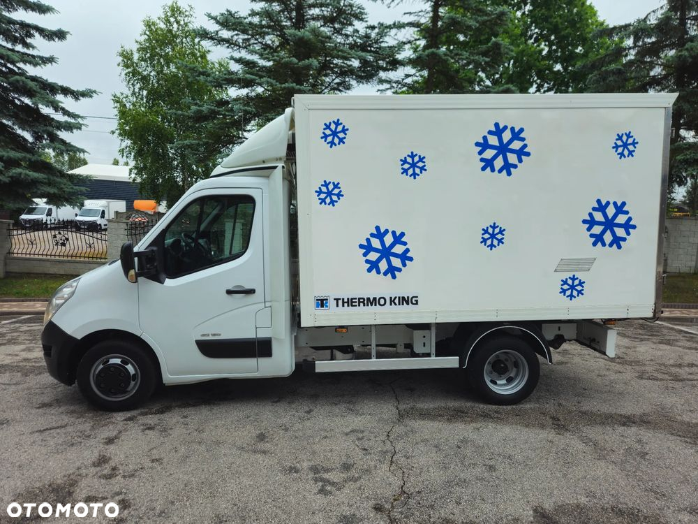 Renault Master chłodnia blizniak podwójne koła - 4