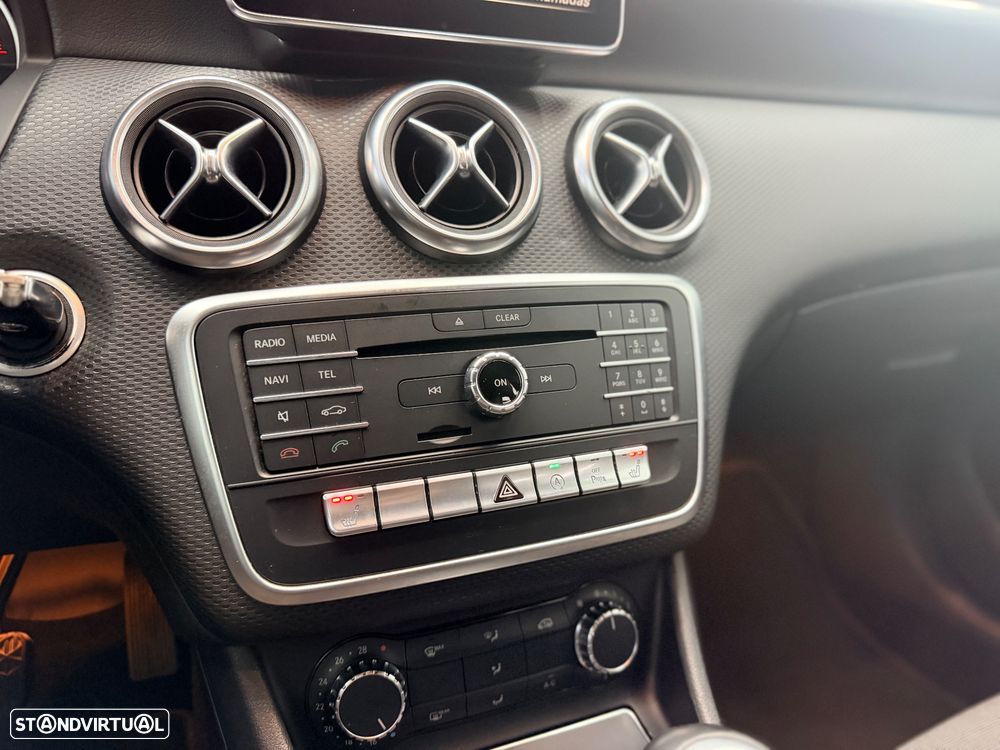 Mercedes-Benz A 180 d Urban - 27