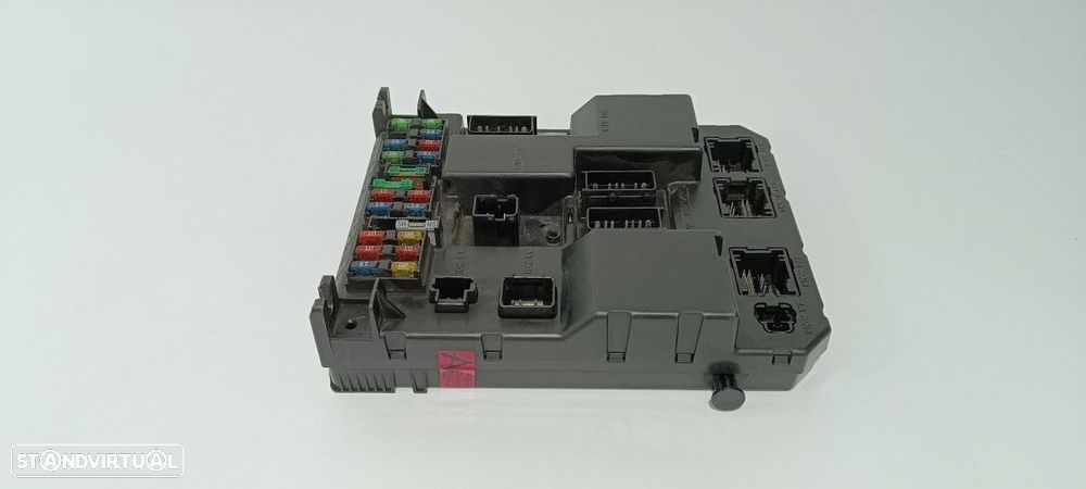 CAIXA DE RELÉS/ FUSÍVEIS PEUGEOT 307 (S1) XN - 2